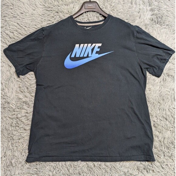 Nike‎ Tshirt Adult XL XLarge Cotton Spell Out Logo Swoosh Regular Fit Mens Tee - Picture 1 of 9